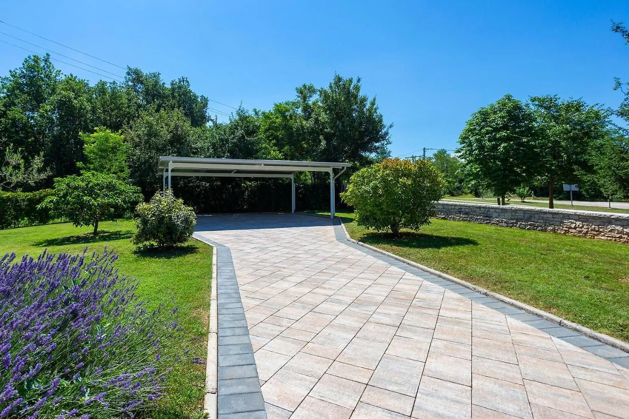 Villa Krizanci 0*, Zminj Croatia